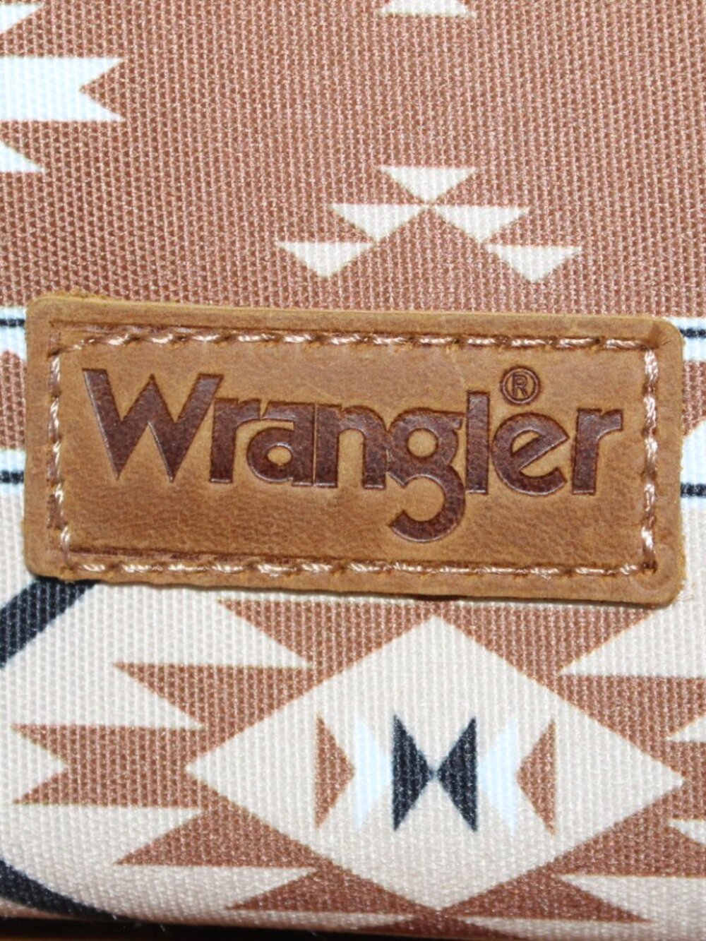NWT Wrangler Cosmetic Bag NICE!! - Picture 4 of 10